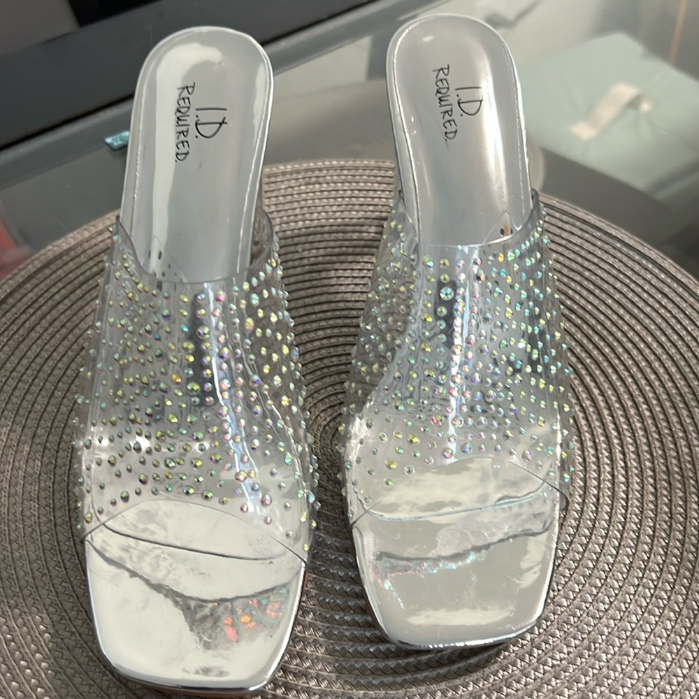 Pre-owned I.D Required Rhinestone clear 4” heels Size 11